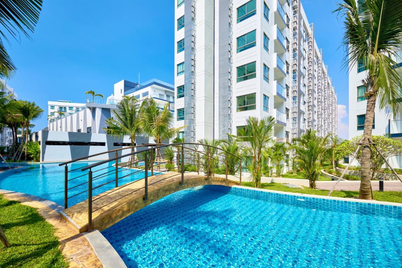 Arcadia Beach Resort Bytech Pattaya Exteriör bild